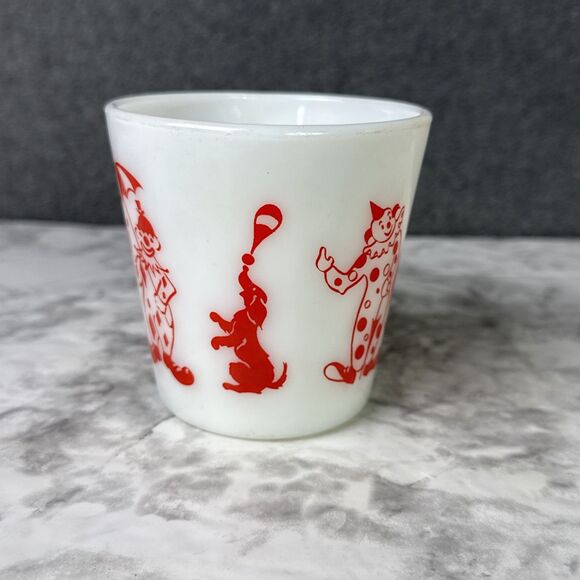 Pyrex Circus Glass Mug White Red 10oz Clown Vintage - Picture 2 of 7